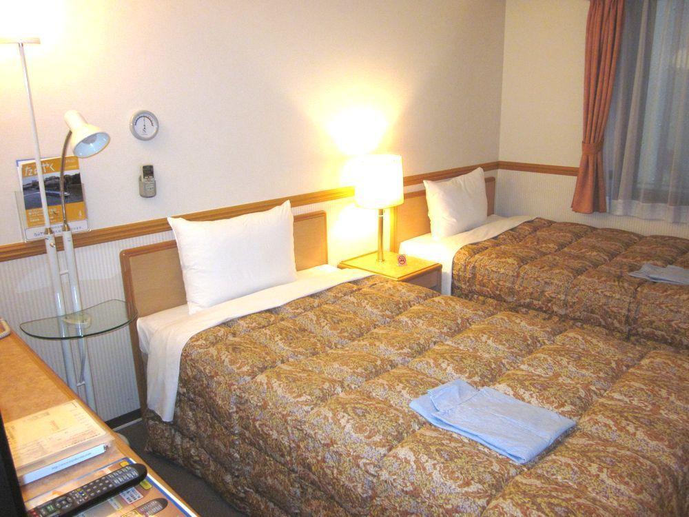 Toyoko Inn Hakata-Guchi Ekimae Φουκουόκα Δωμάτιο φωτογραφία